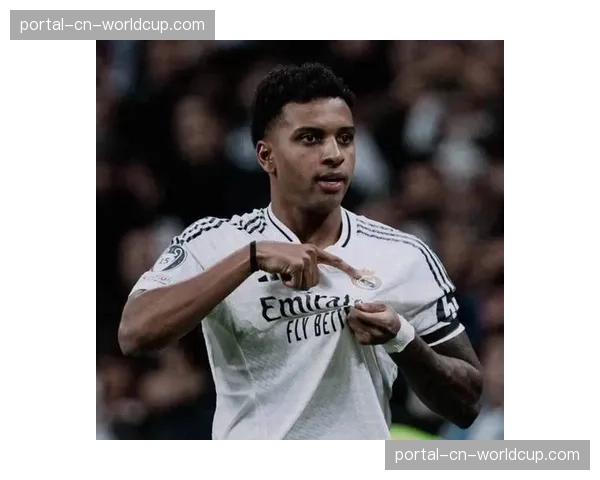 罗德里戈与皇马续约至2030年,违约金升至10亿欧元 罗德里戈与皇马续约至2030年,违约金升至10亿欧元